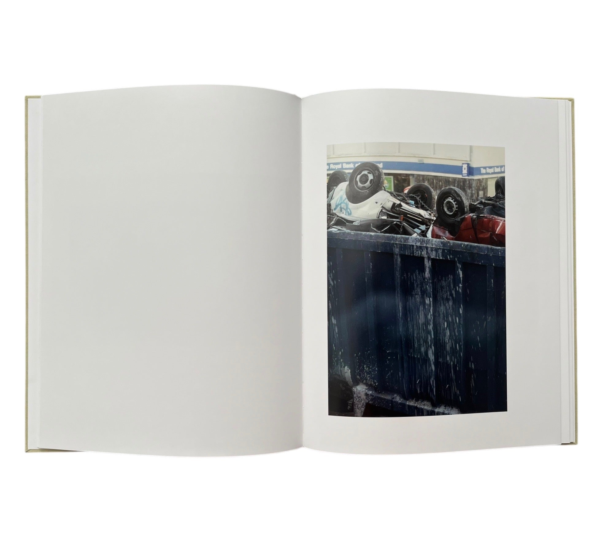 Anders Edström: Waiting Some Birds a Bus a Woman | Spidernets Places a Crew