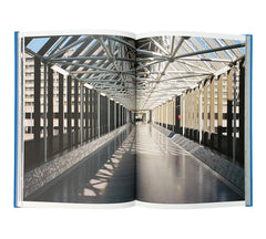 Marc Krause: Frankfurt Airport, April 2020