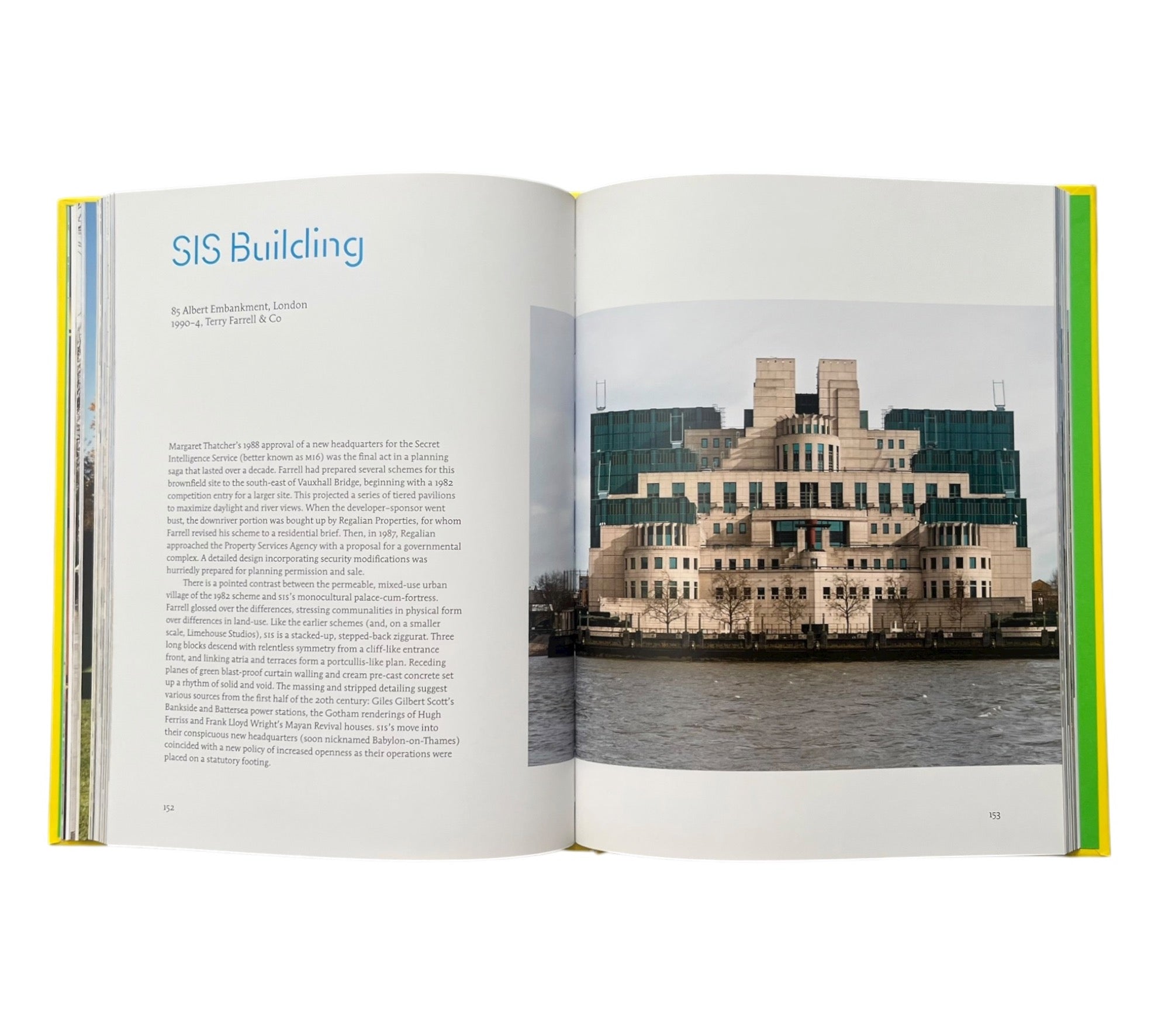 Post-Modern Buildings in Britain (Twentieth Century Society)