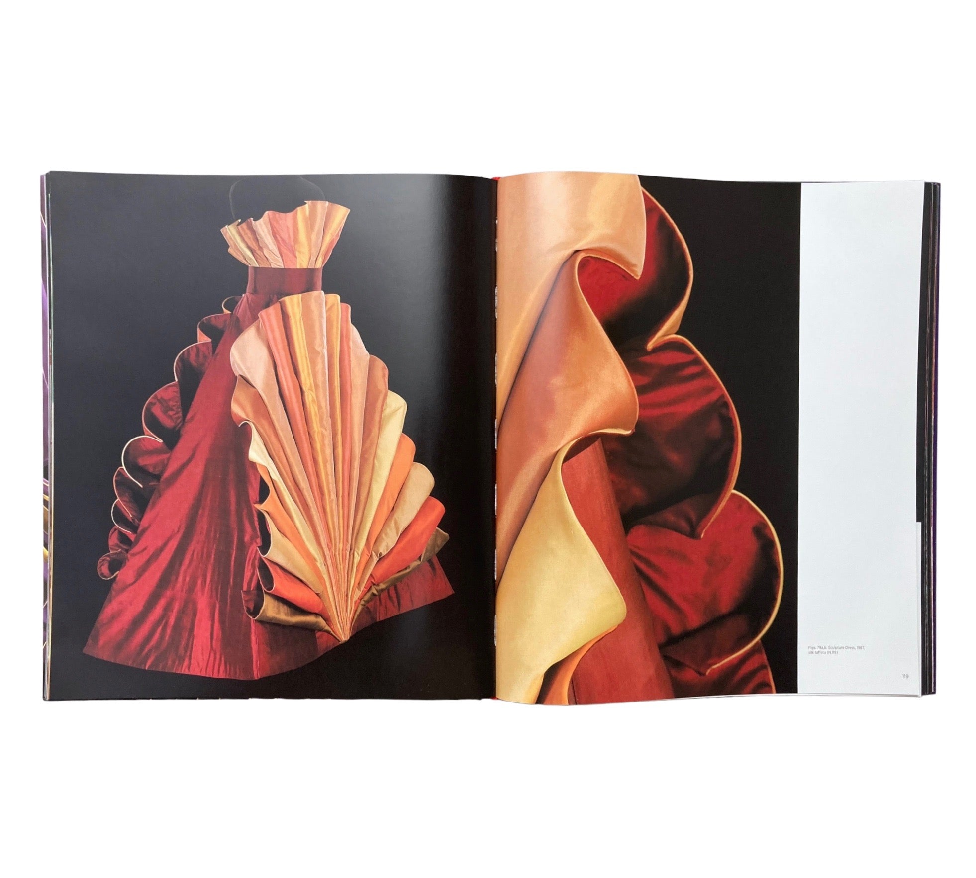 Roberto Capucci: Art into Fashion