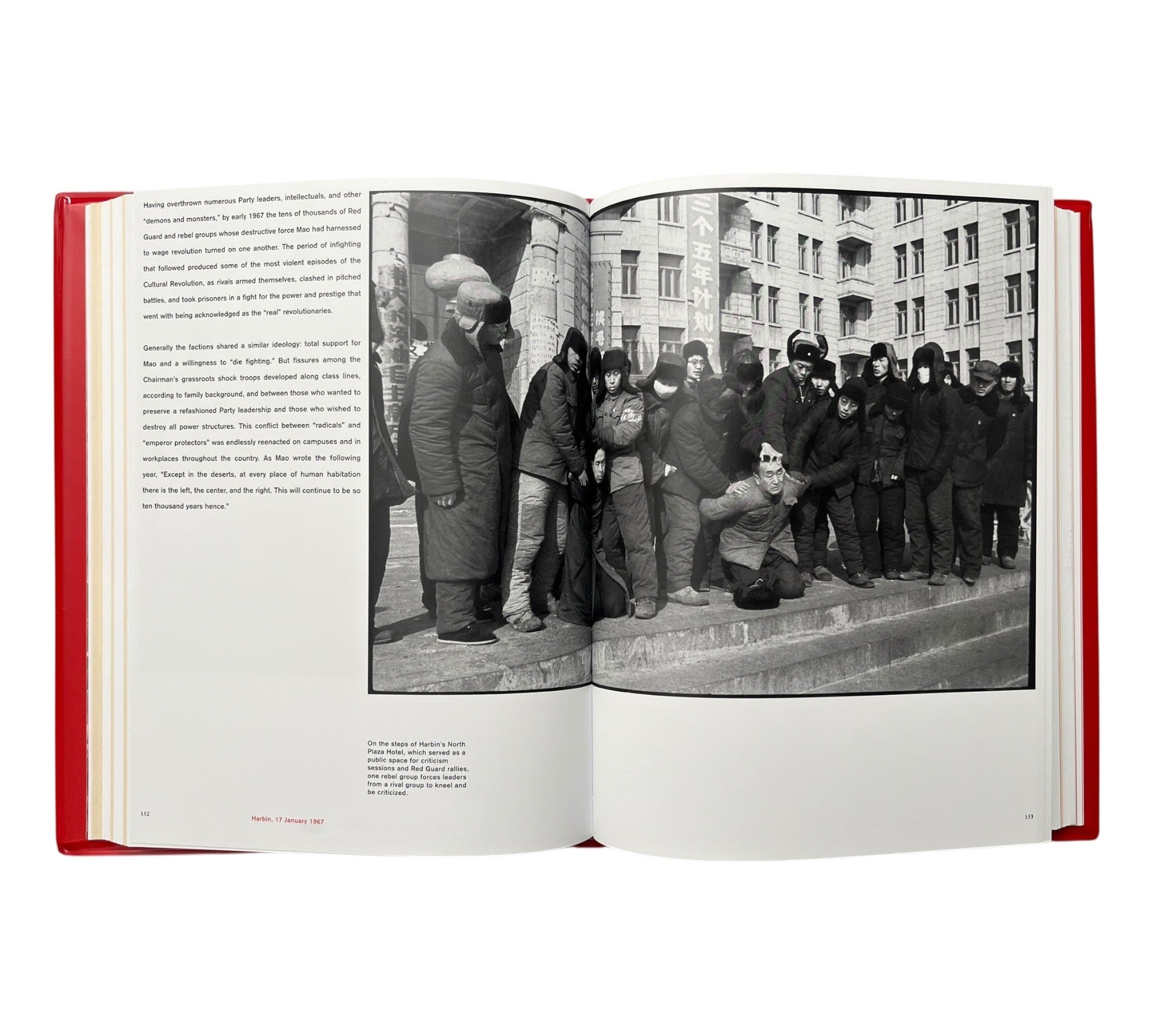 Red-Color News Soldier: A Chinese Photographer's Odyssey Through the Cultural Revolution