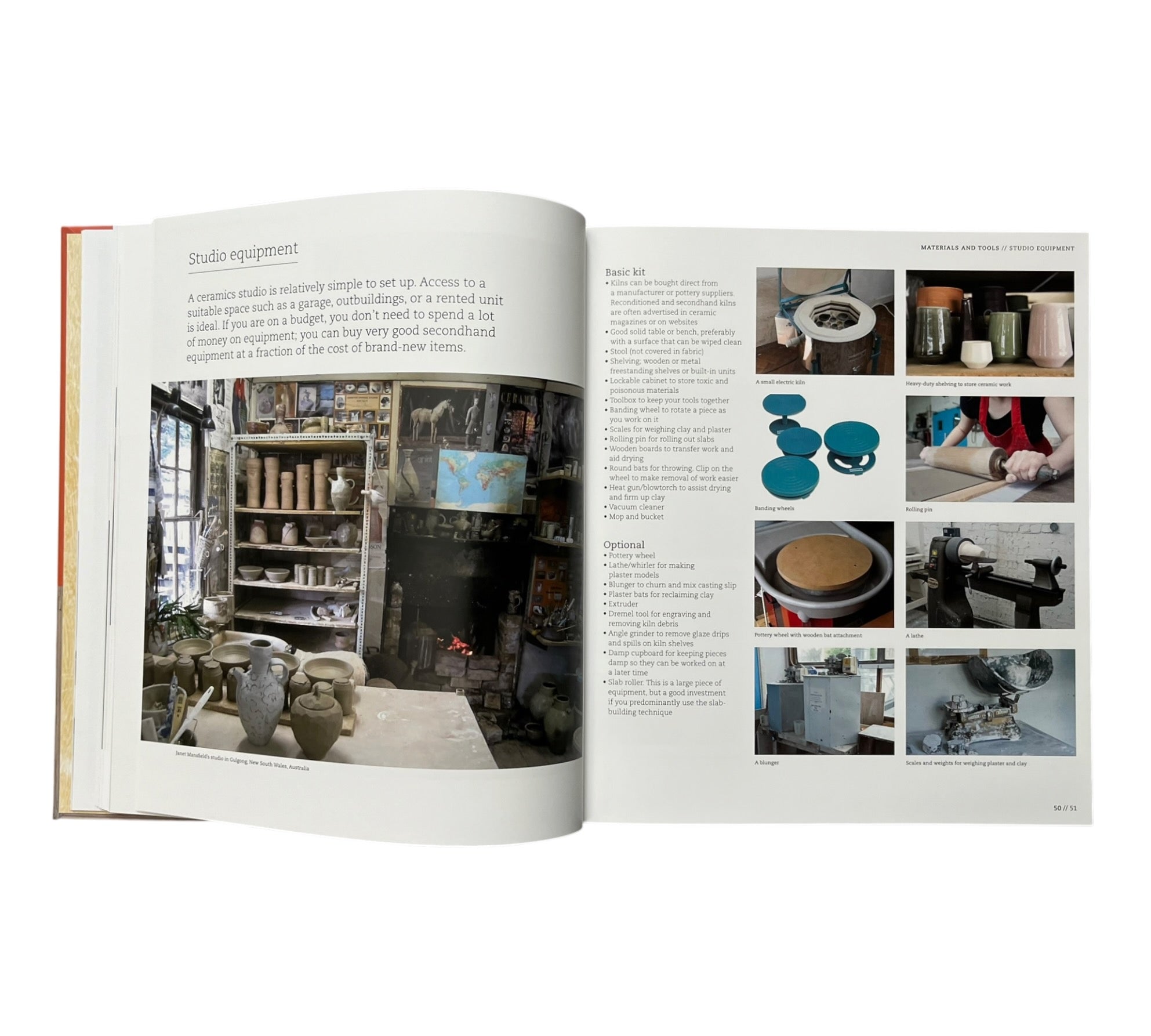The Ceramics Bible: The Complete Guide to Materials and Techniques