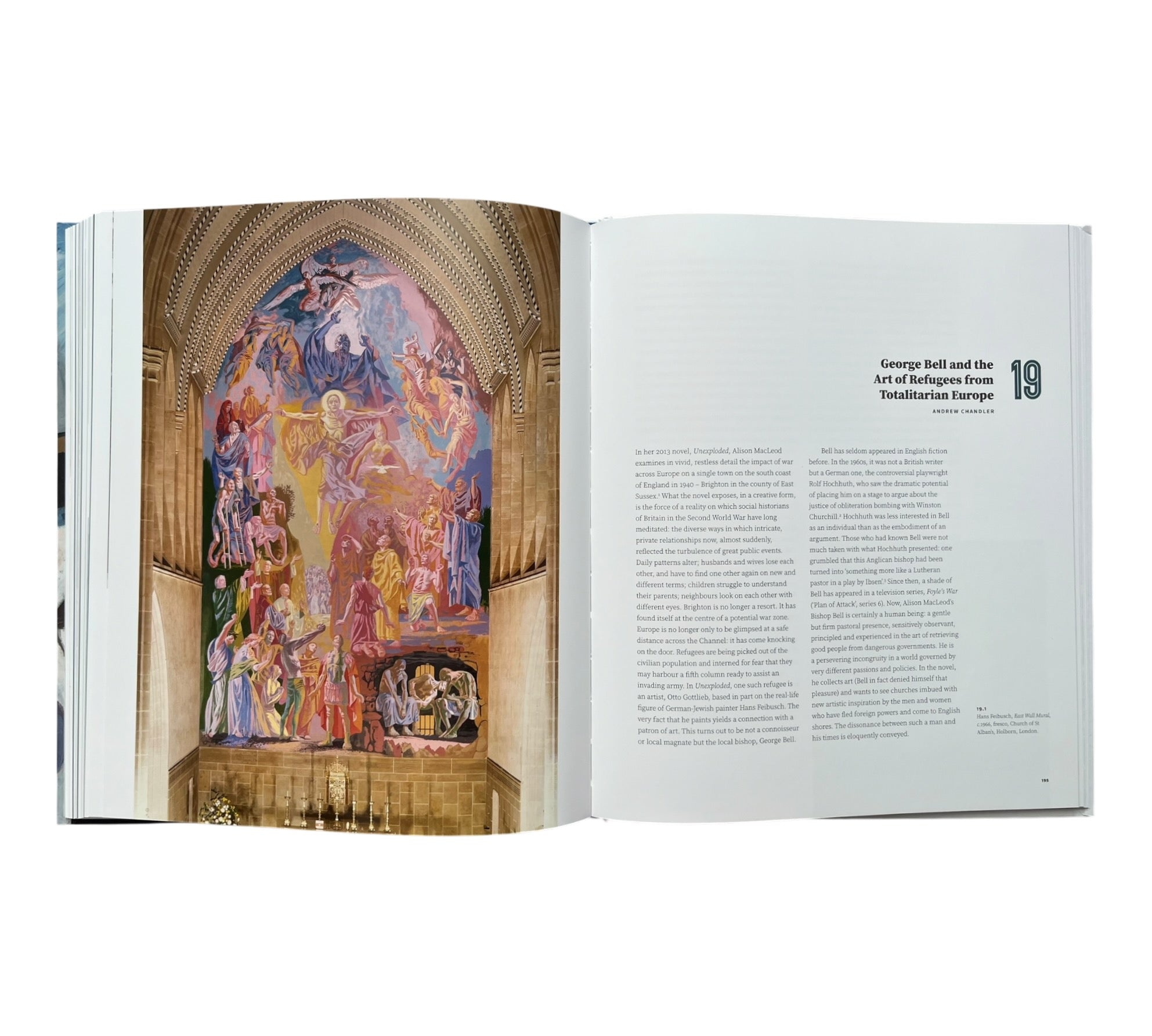 Insiders/Outsiders: Refugees from Nazi Europe and their Contribution to British Visual Culture
