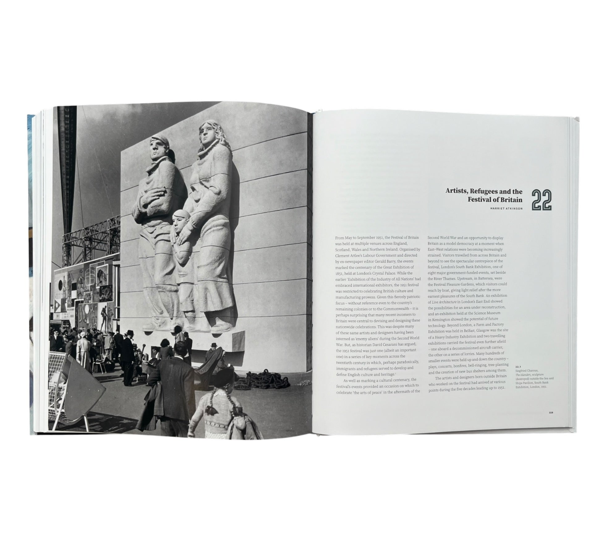 Insiders/Outsiders: Refugees from Nazi Europe and their Contribution to British Visual Culture