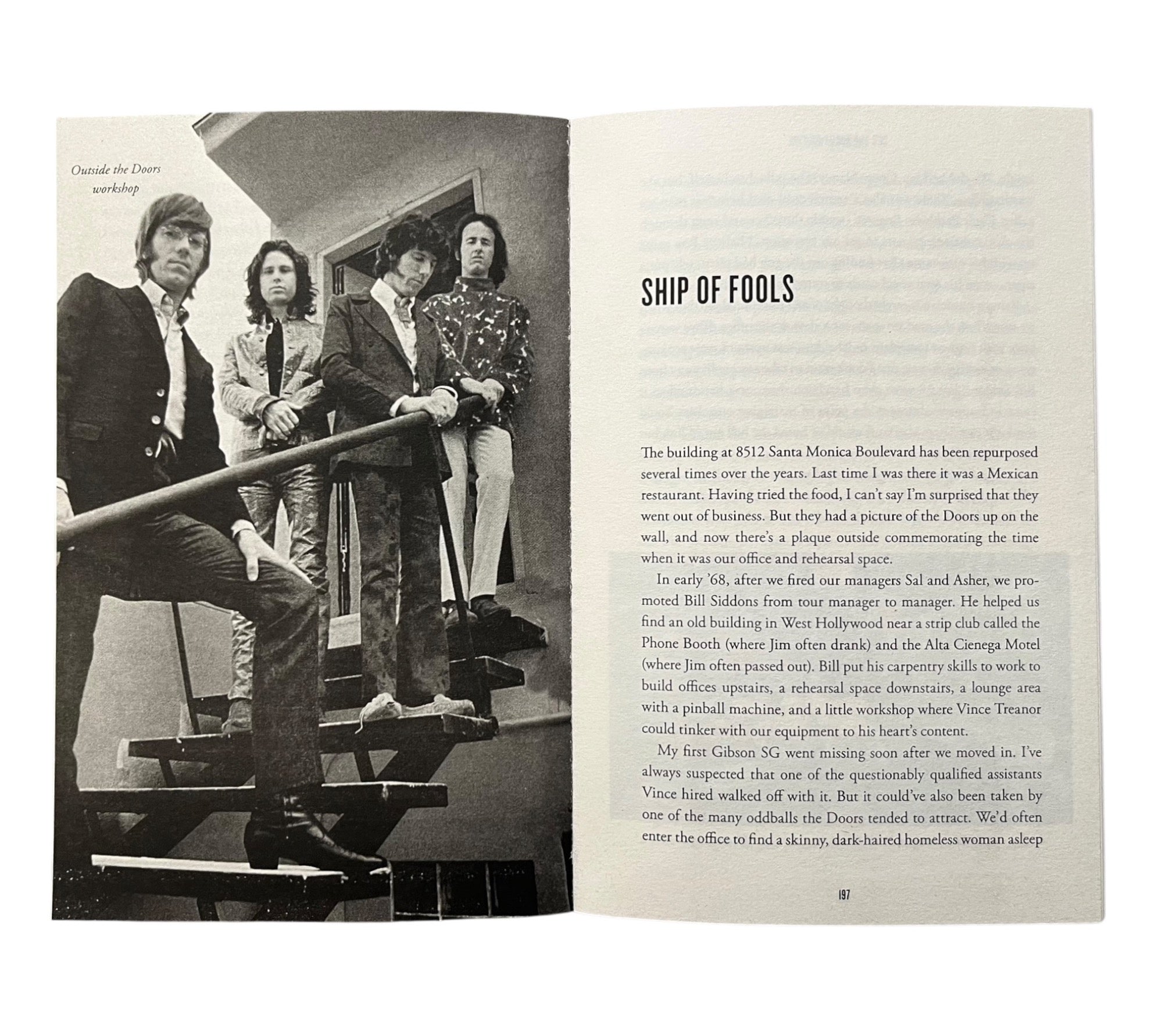 Set the Night on Fire: Living, Dying and Playing Guitar with the Doors