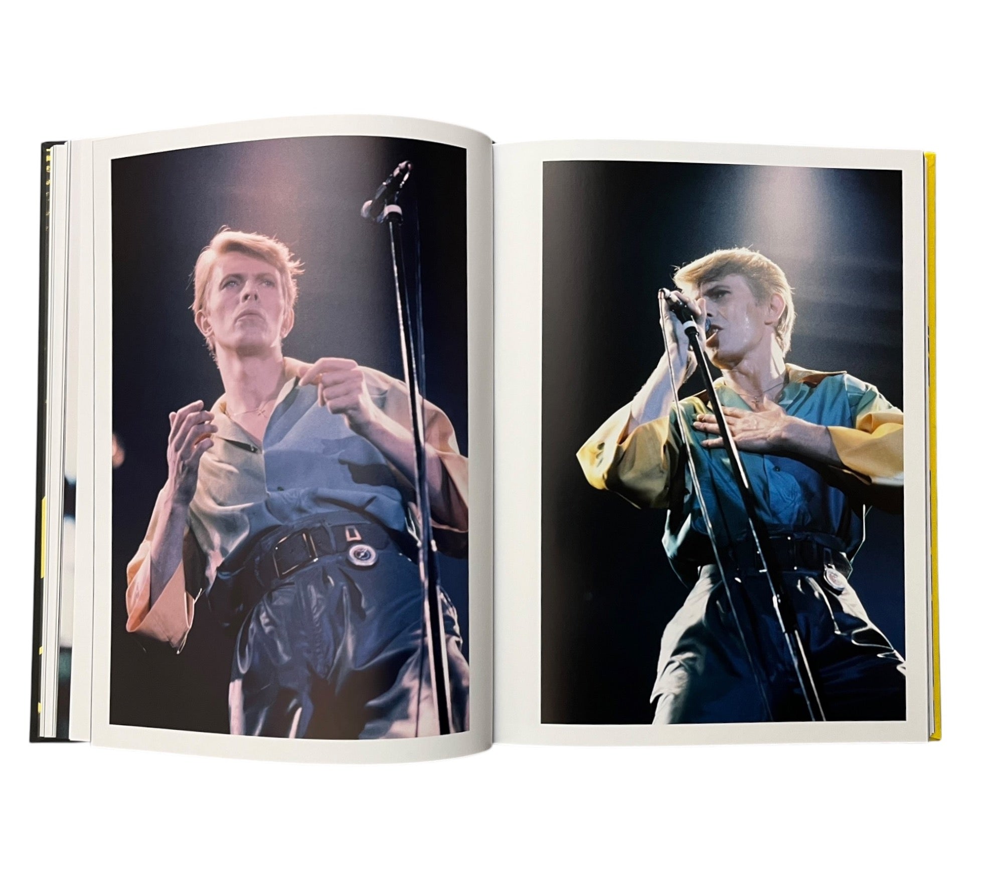 David Bowie: Mixing Memory & Desire - Photographs by Kevin Cummins