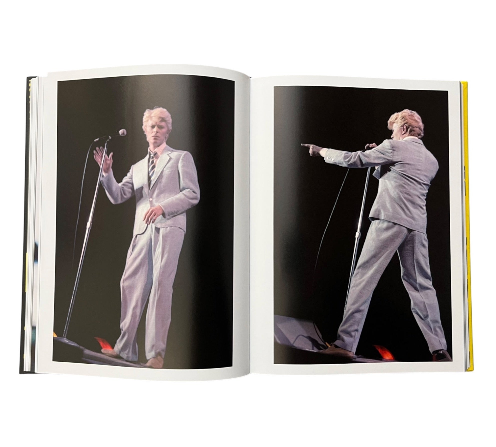 David Bowie: Mixing Memory & Desire - Photographs by Kevin Cummins