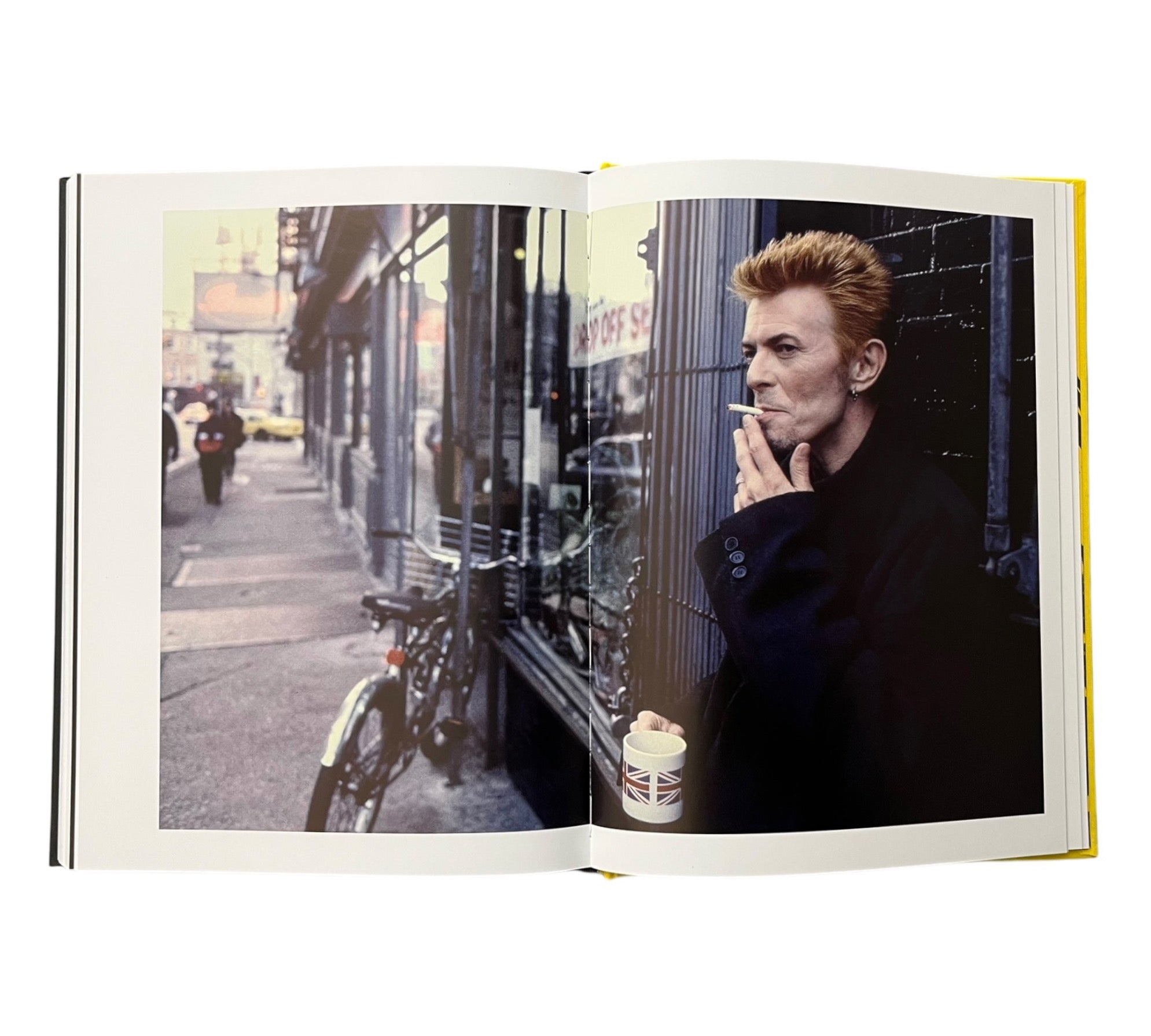 David Bowie: Mixing Memory & Desire - Photographs by Kevin Cummins
