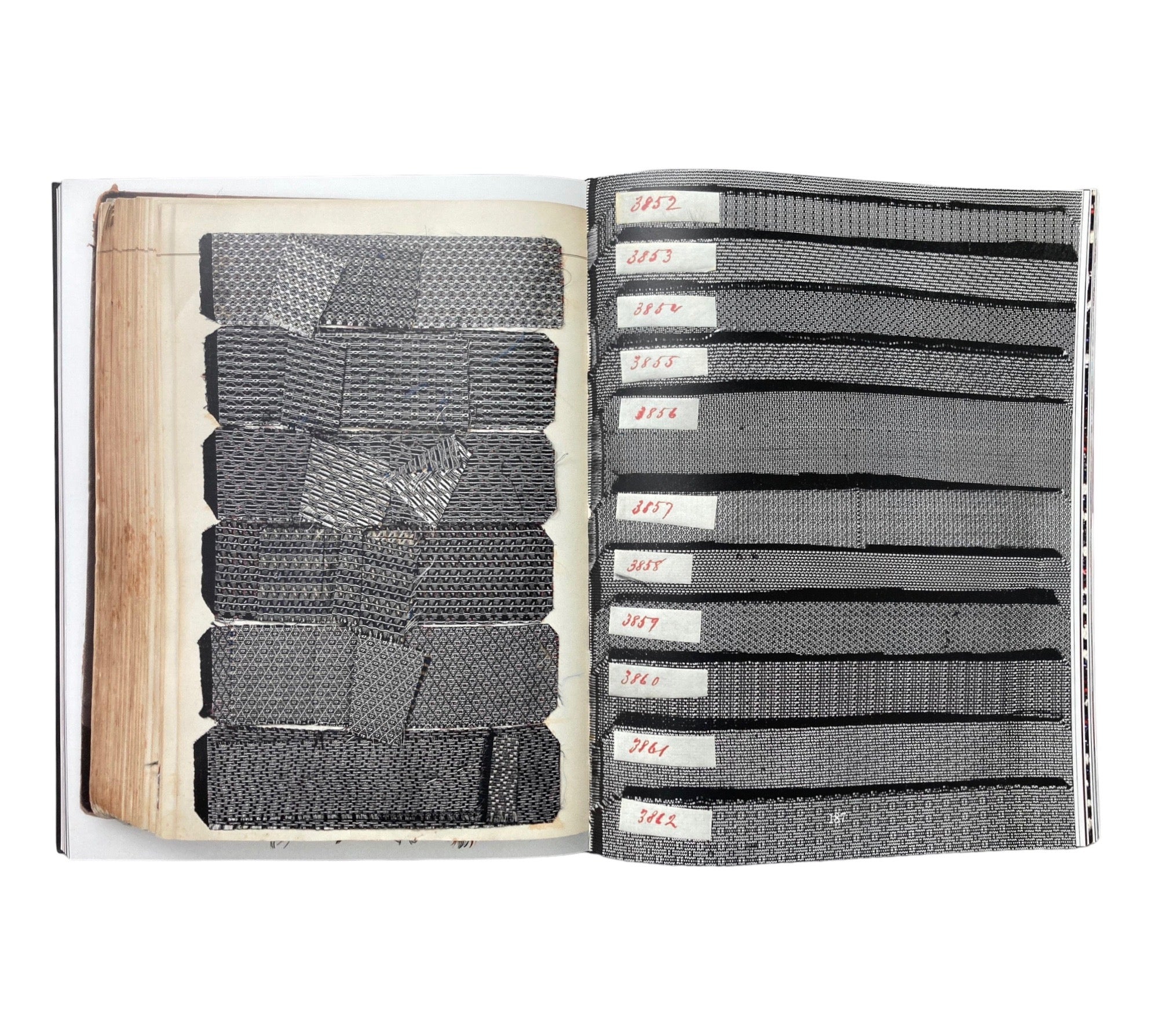 The Tie: A Global History