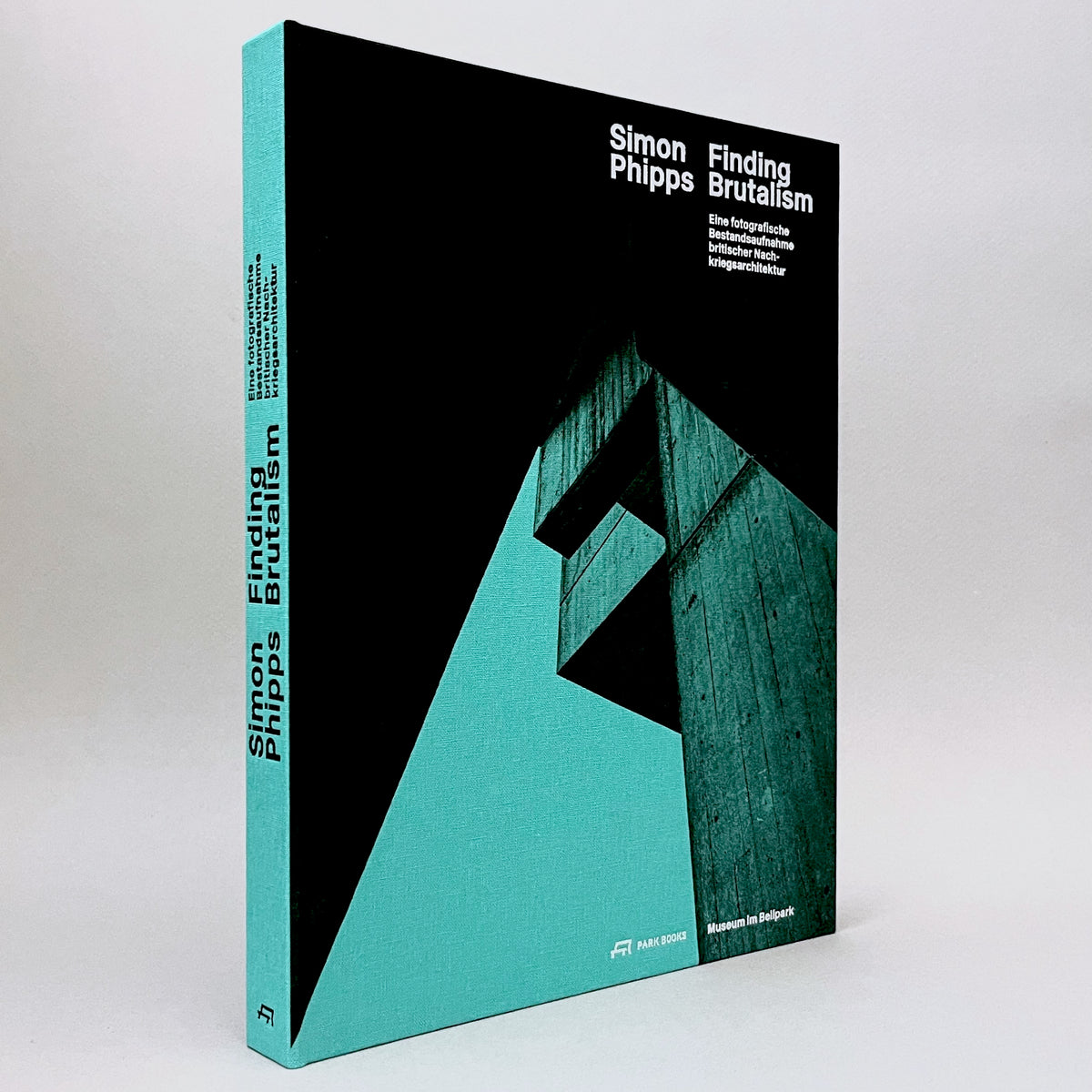 Simon Phipps: Finding Brutalism - A Photographic Survey of Post-War British Architecture (German language edition)