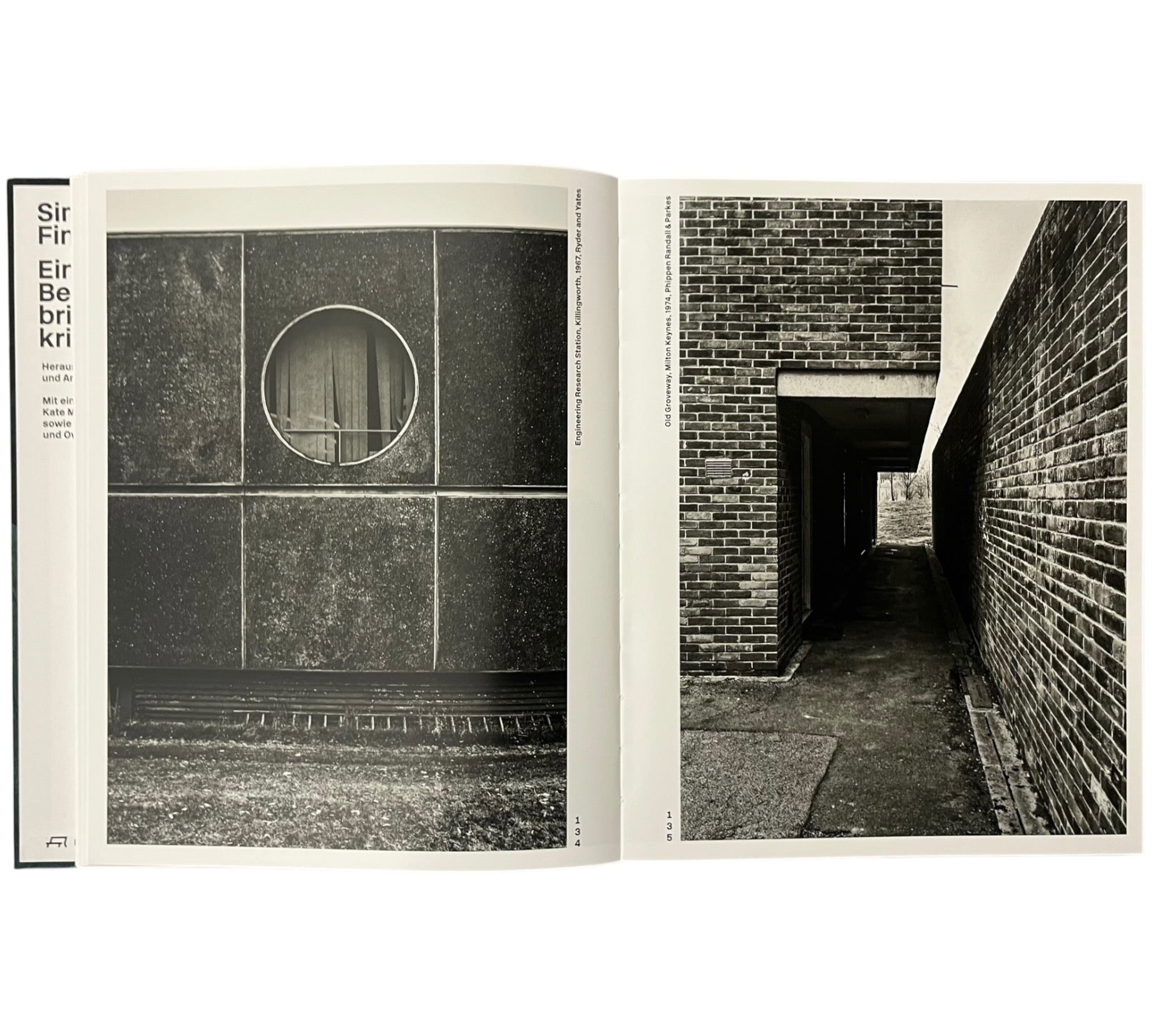 Simon Phipps: Finding Brutalism - A Photographic Survey of Post-War British Architecture (German language edition)