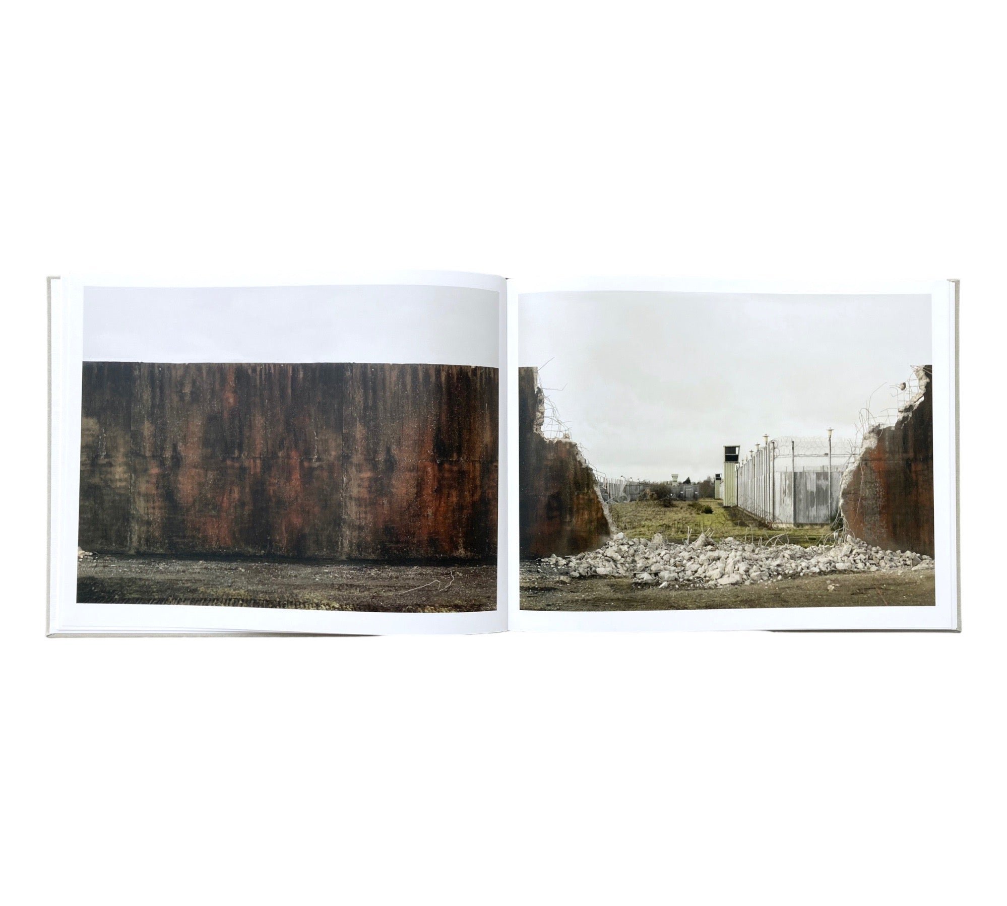 Donovan Wylie: MAZE