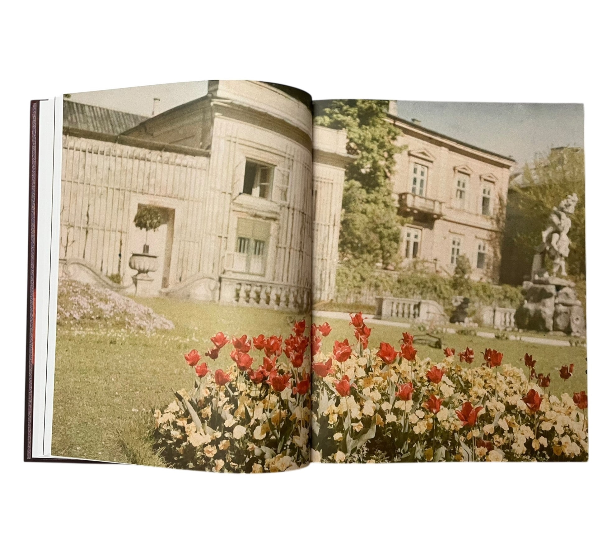 Autochrome: The Fascination of Early Colour Photography