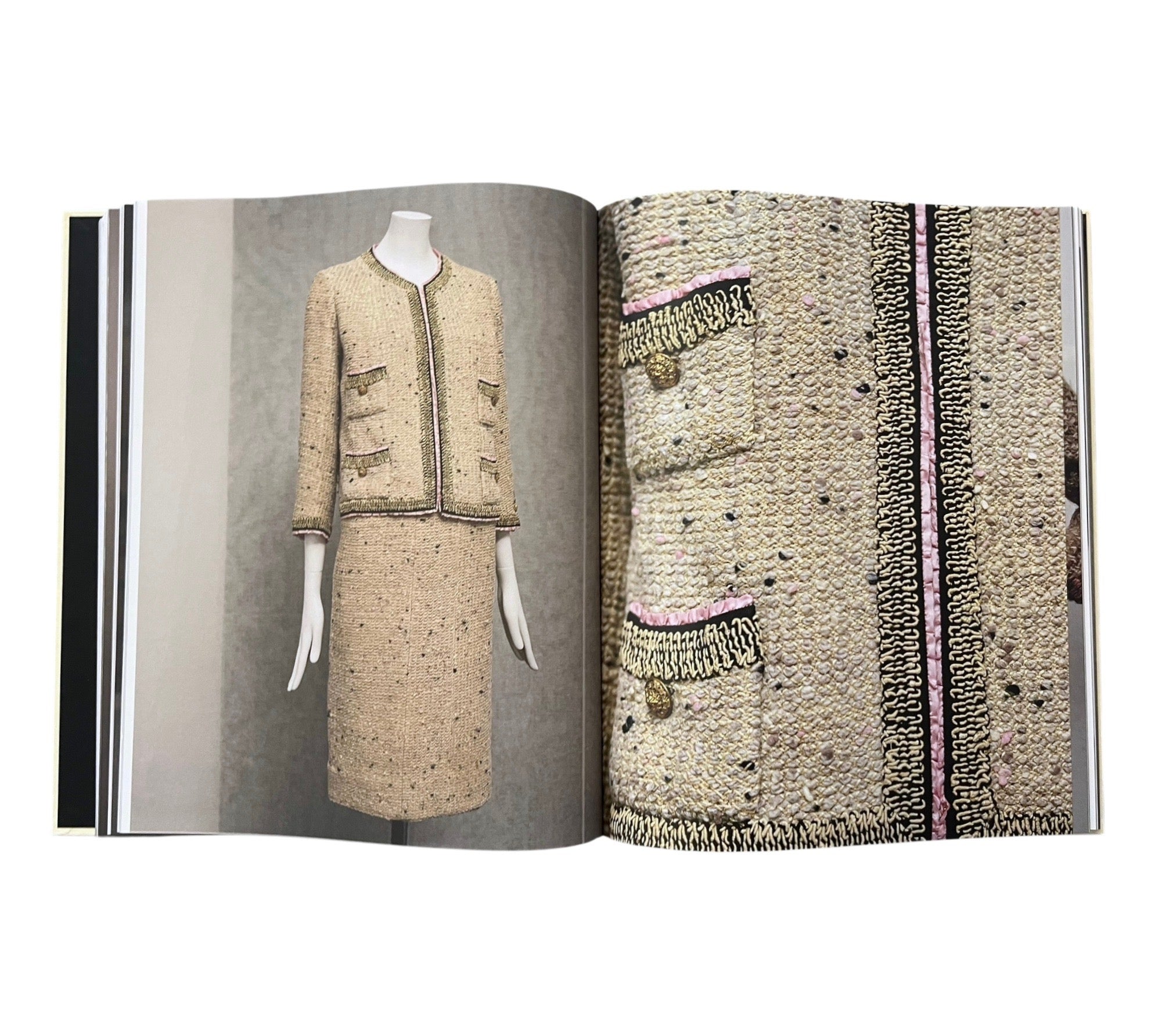 Gabrielle Chanel: Fashion Manifesto