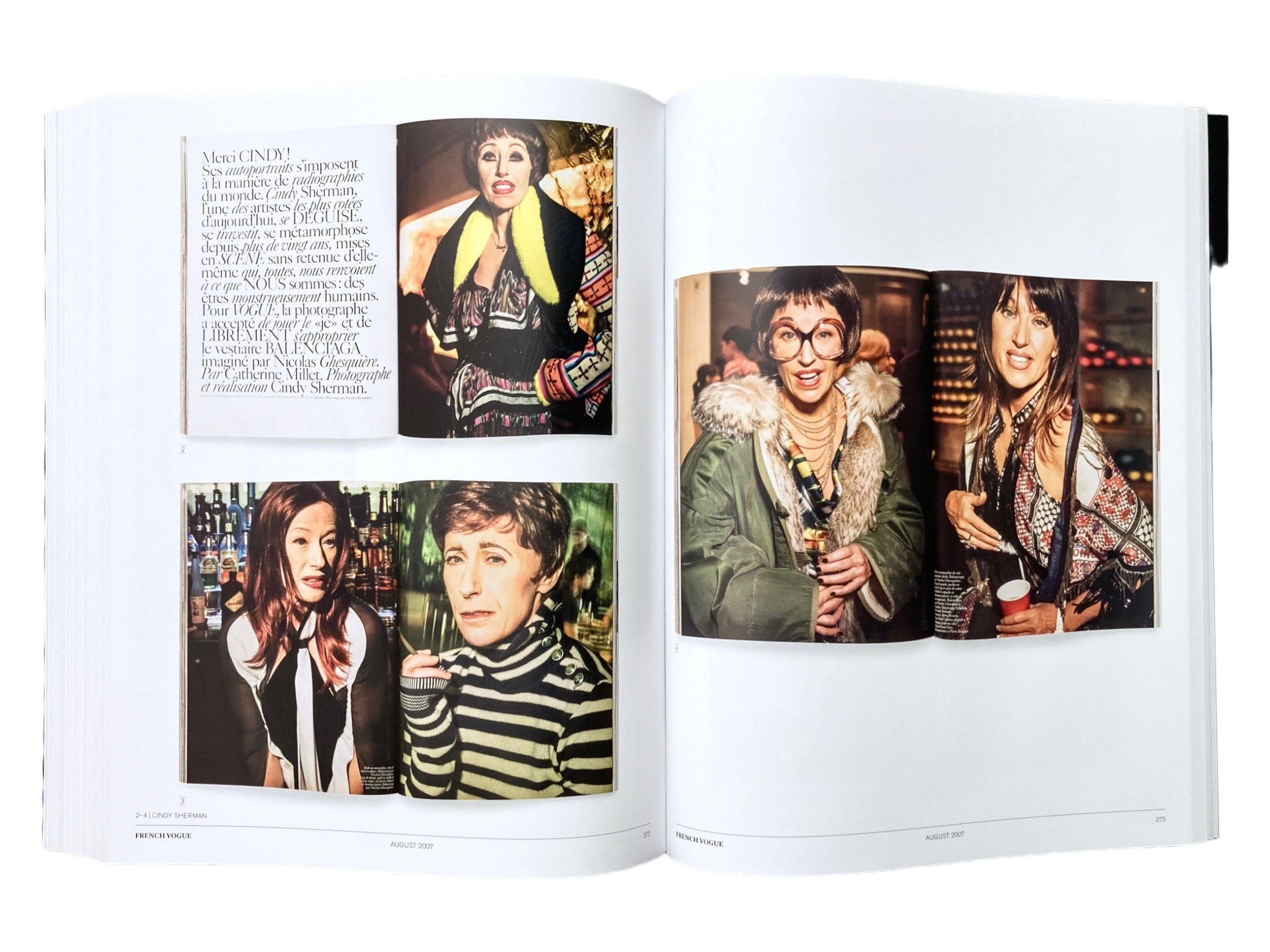 Issues: A History of Photography in Fashion Magazines