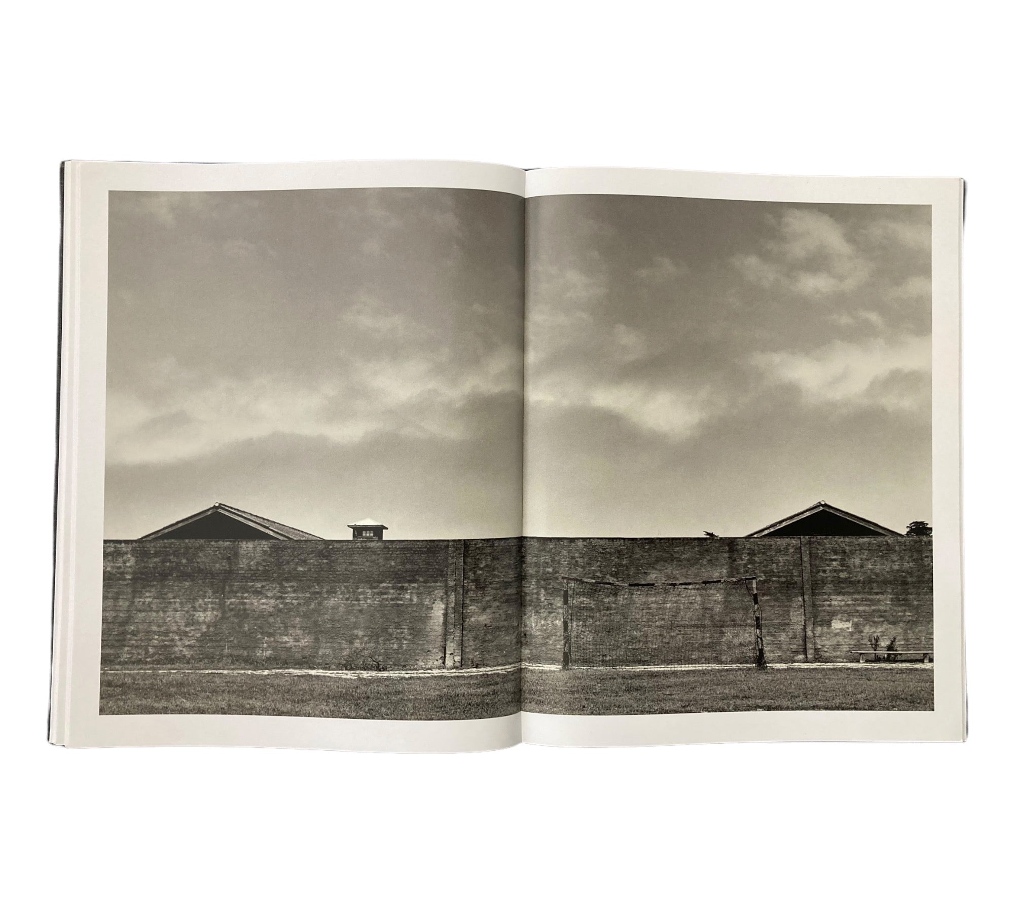 Koto Bolofo: The Prison