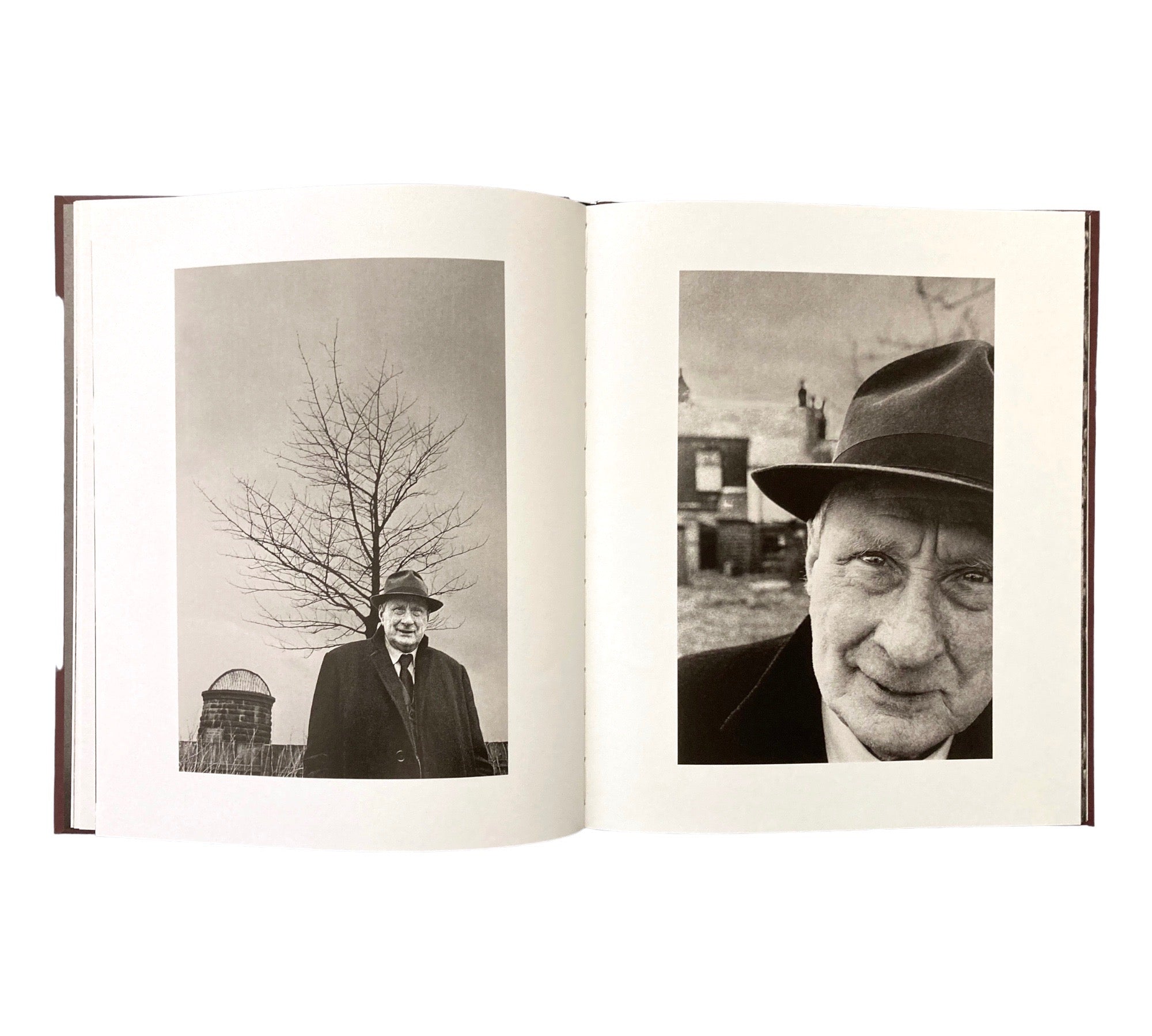 Lowry at Home: Clive Arrowsmith